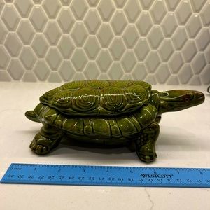 Turtle trinket dish with lid.